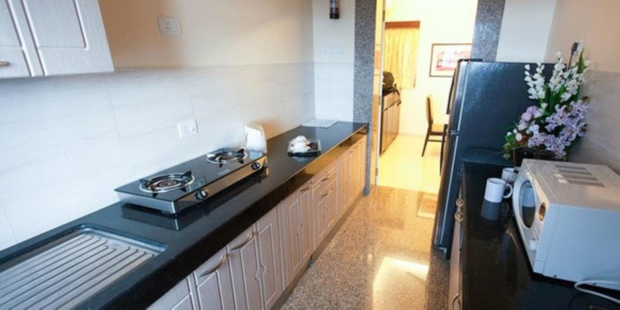 Lalco Residency Hotel Mumbai Room photo