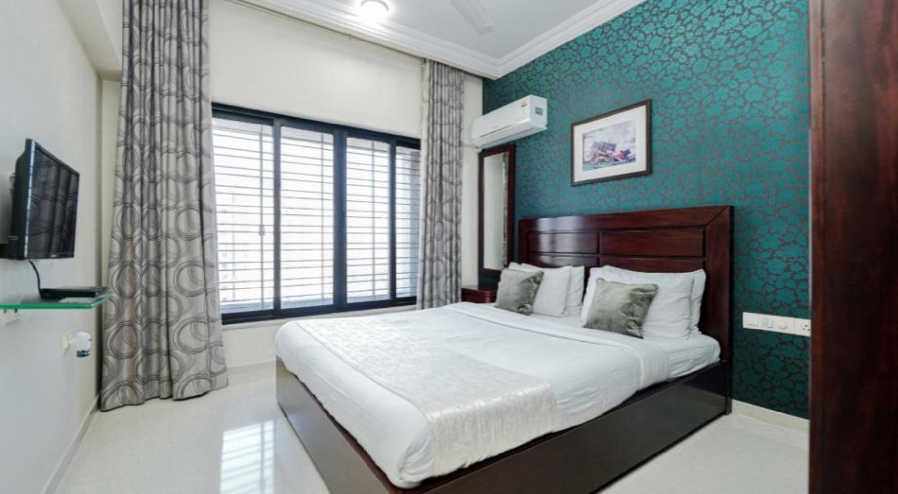 Lalco Residency Hotel Mumbai Exterior photo